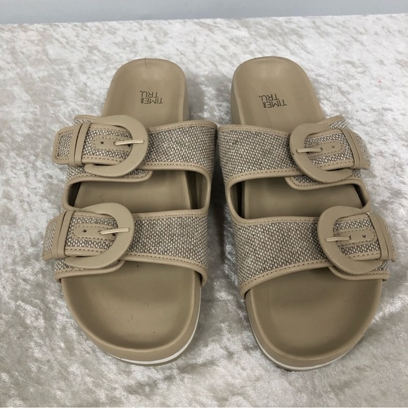 Time & Tru womens canvas size 9 beige & brown double strap slide on sandals - Picture 3 of 10